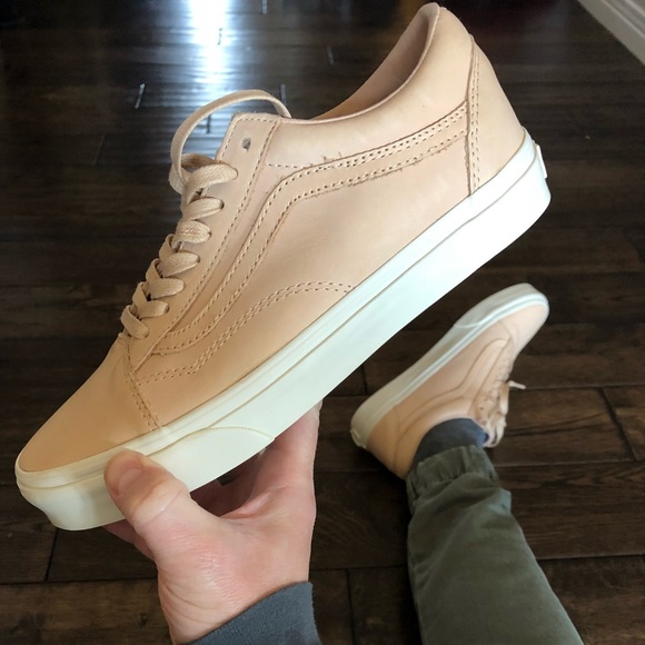 Barely worn Vans Veggie tan old skool sneakers - Picture 2 of 3